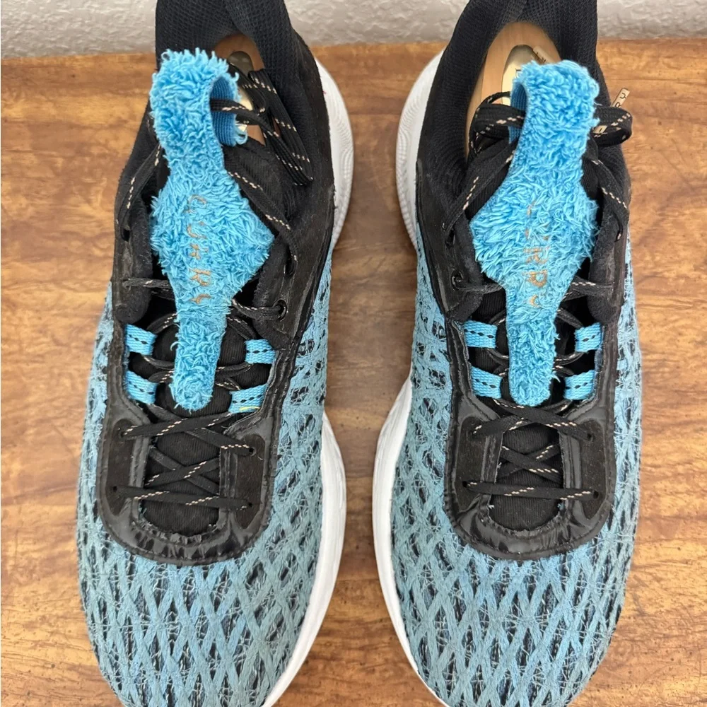 UA Curry Flow 9 Sesame Street Viral Blue/Black/White‎ Sz 10 M/11.5 W